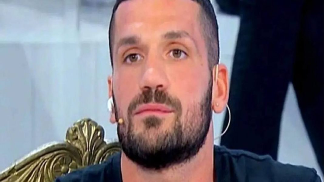 Che Lavoro Fa Luca Di Uomini E Donne