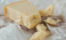 Croste di Parmigiano: si possono riutilizzare in cucina